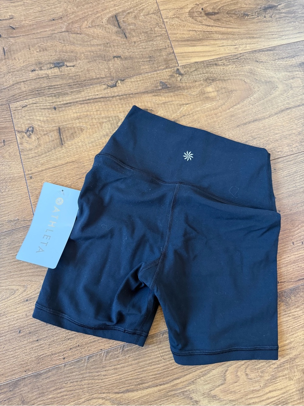 Athleta Transcend Biker Short